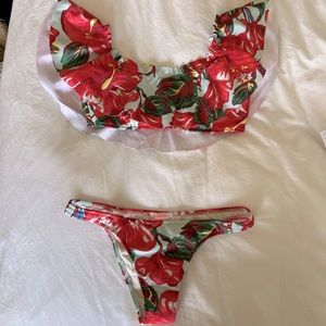 Salinas hibiscus bikini